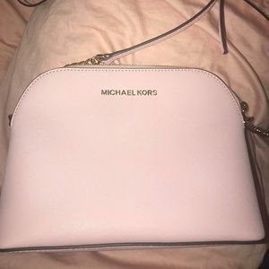 Michael Kors Cindy dome crossbody